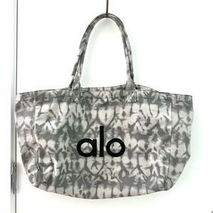 Alo yoga tote bag
